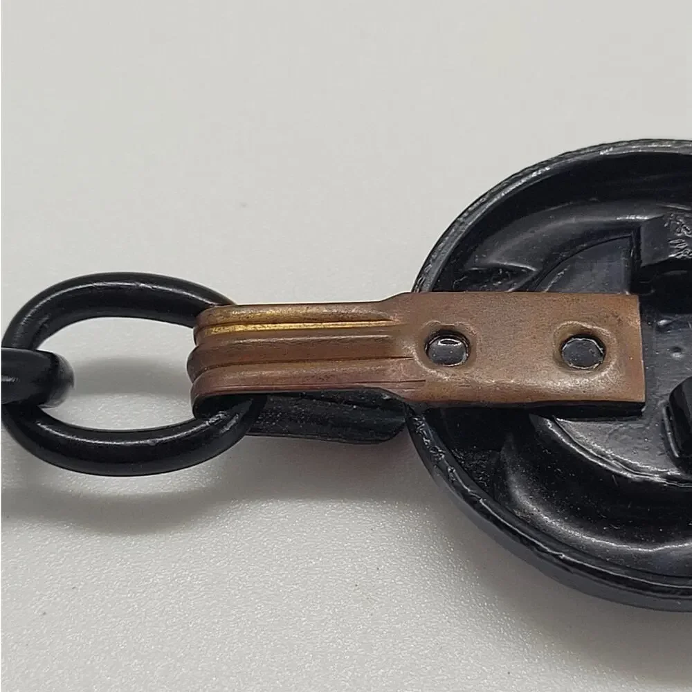 Vintage‎ Art Deco Cloak Clasp in Black & Gold – Classic Cape Accessory
